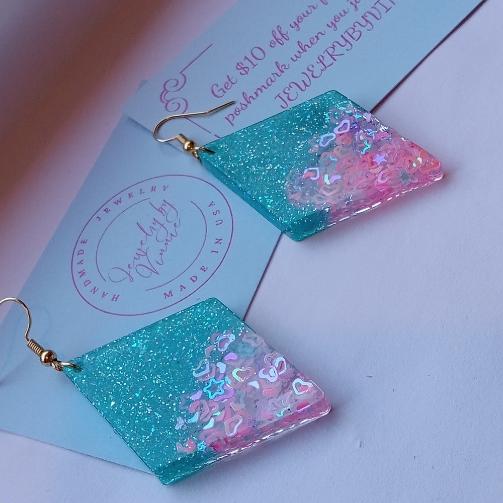 Hand Crafted Pink And Teal Caribbean Sunset Collection Diamonds - Picture 5 of 6
